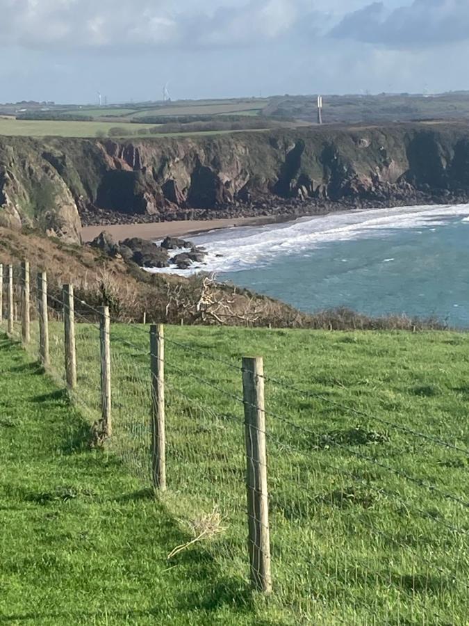 Coast Path Camping Hotel Haverfordwest Esterno foto